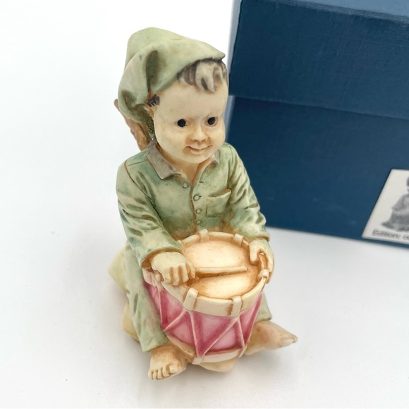 Vintage Angetique “Bon Bon” Ceramic Figurine Trinket Box by Harmony Kingdom - Picture 2 of 6